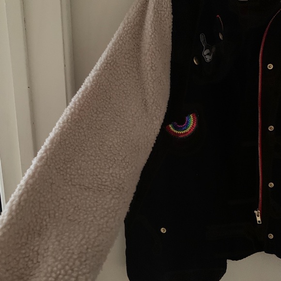 Jacket - Picture 4 of 4